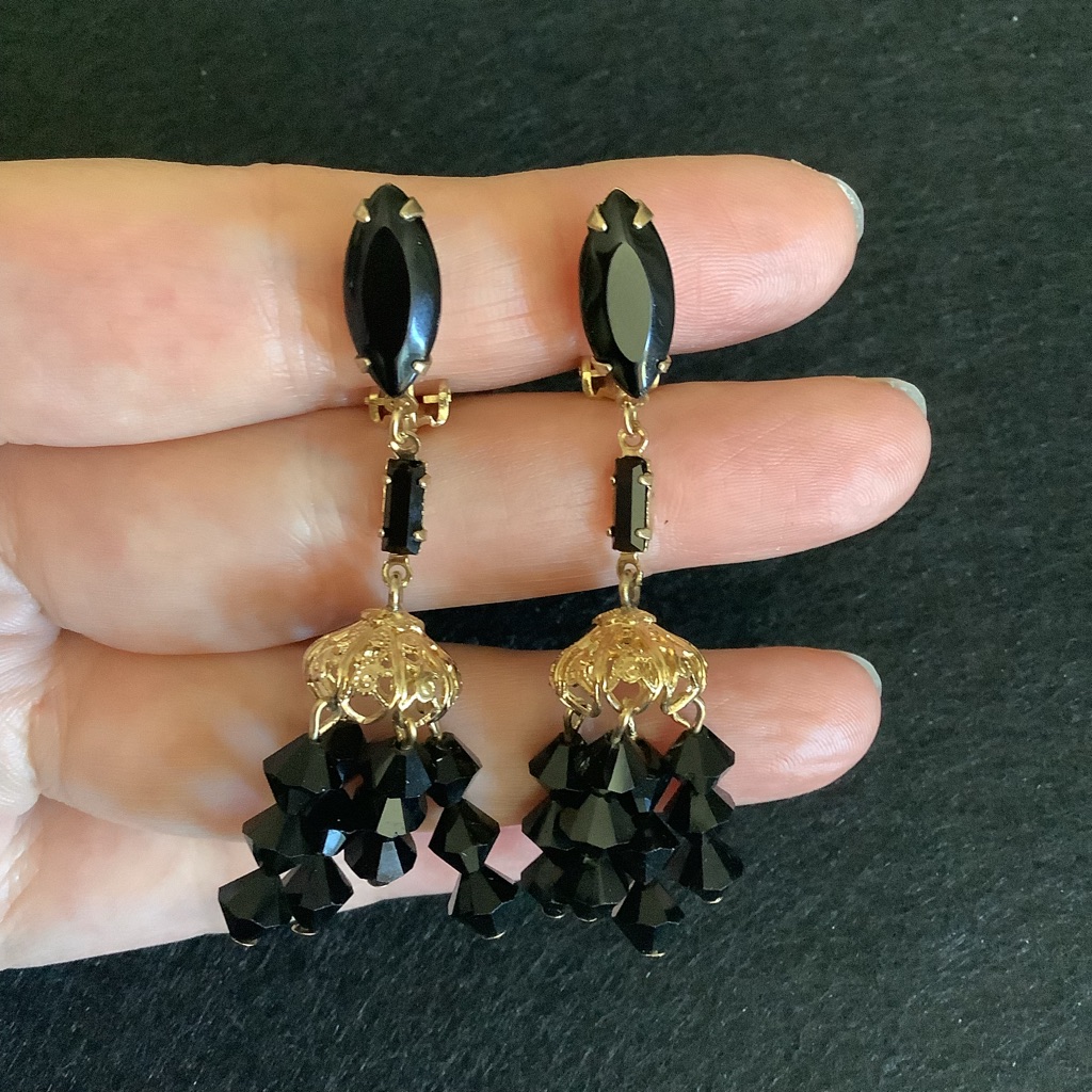 Vintage Lewis Segal California Black Glass Beads Clip On Earrings.